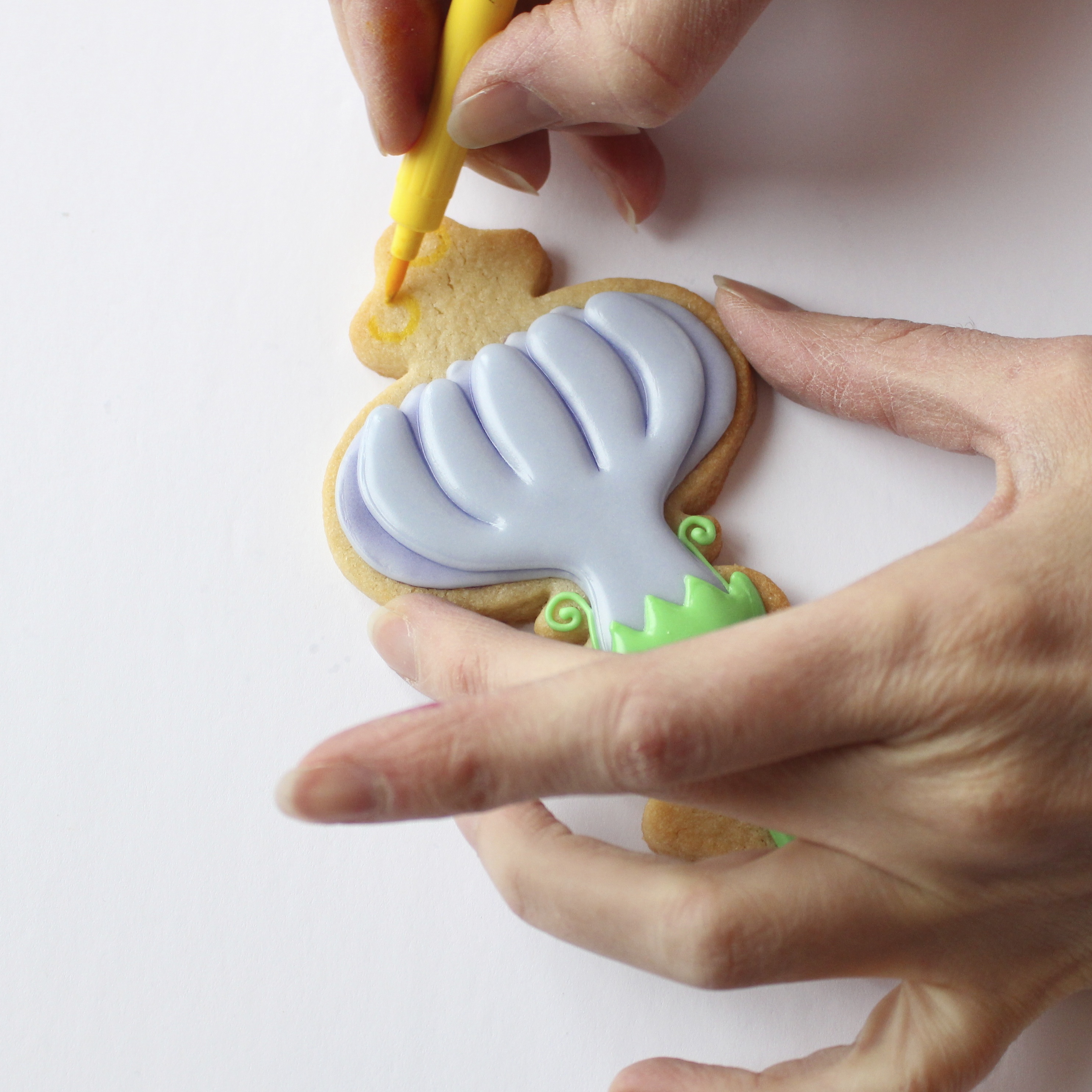 tracing with edible marker