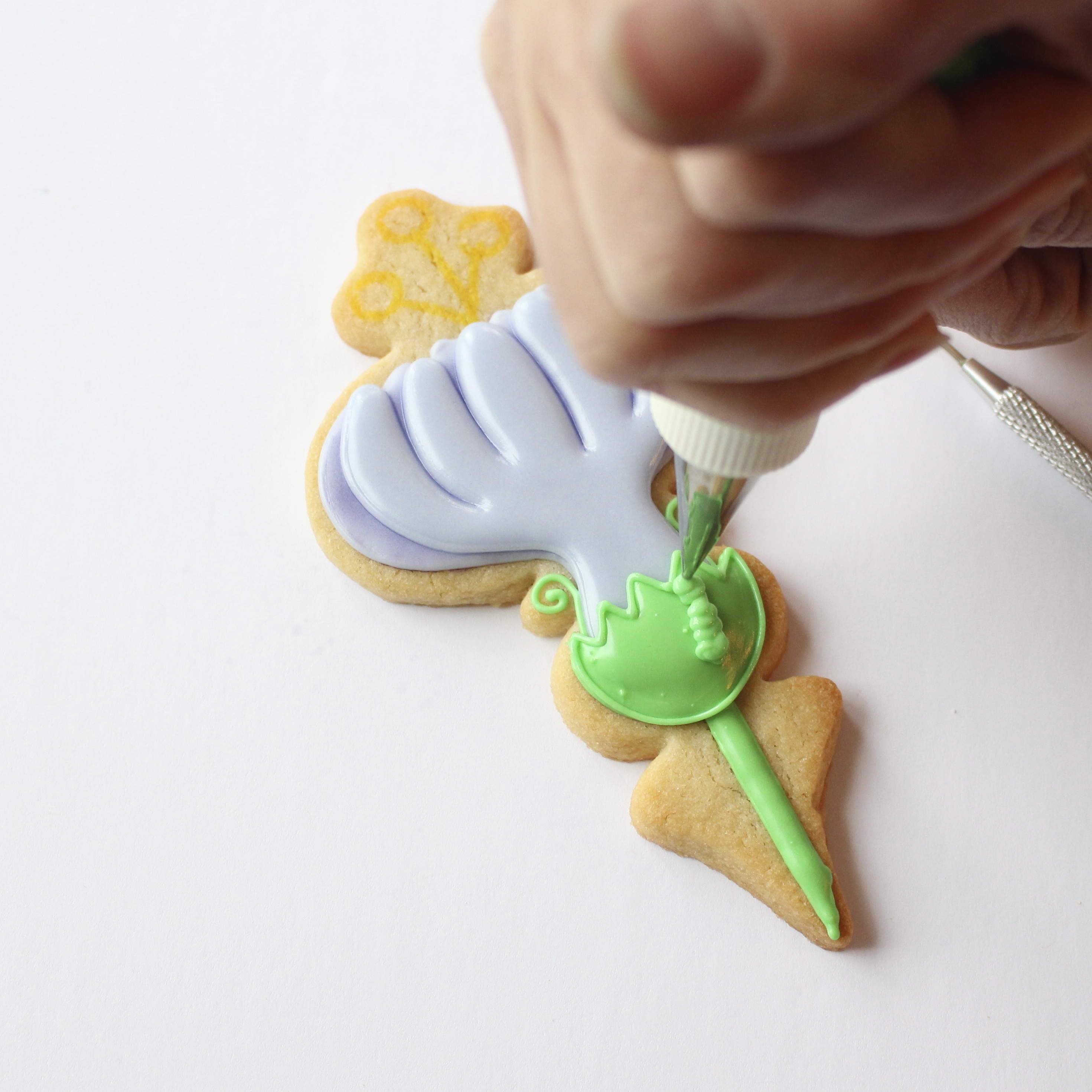 adding a second layer of green icing
