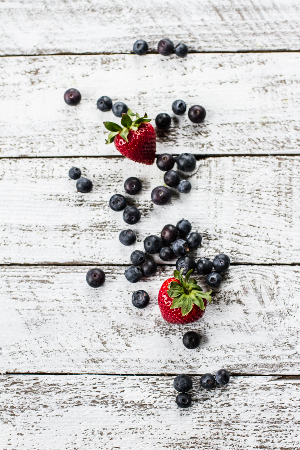 Summer Berry Guacamole