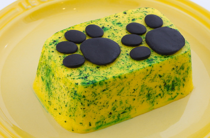 Paw mini cake