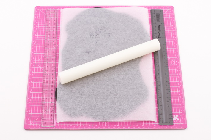 Roll modeling chocolate