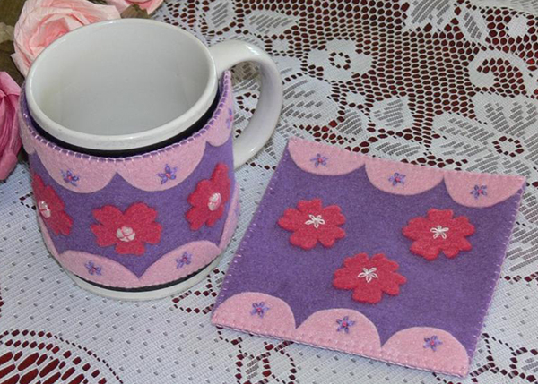 Snug Hug Mug Cosy and Coaster_1