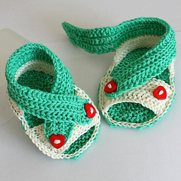 Baby Cross Straps Sandals Knitting Pattern