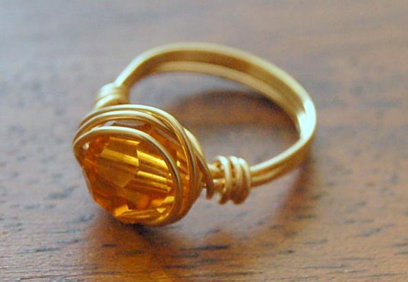 Wire-wrapped ring tutorial by Craftsy user LoveLarisa