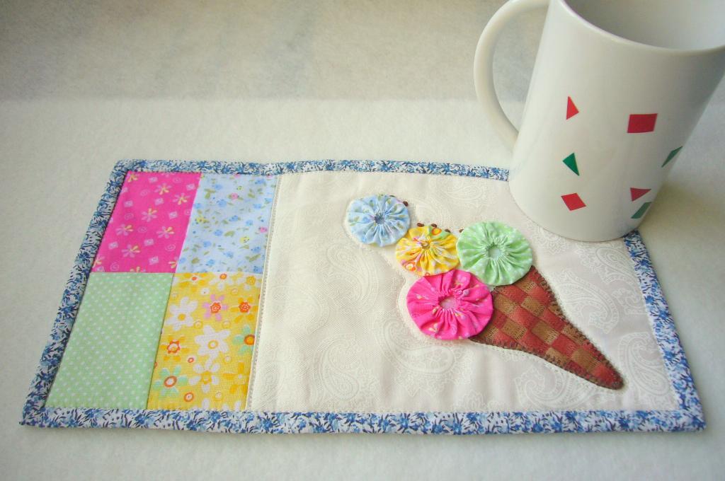 Ice Cream Cone Mug Rug
