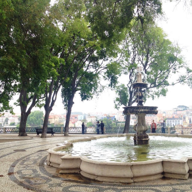 lisbon fountain garden