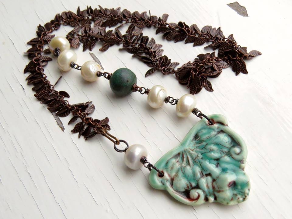 Necklace with wire-wrapped bead chain