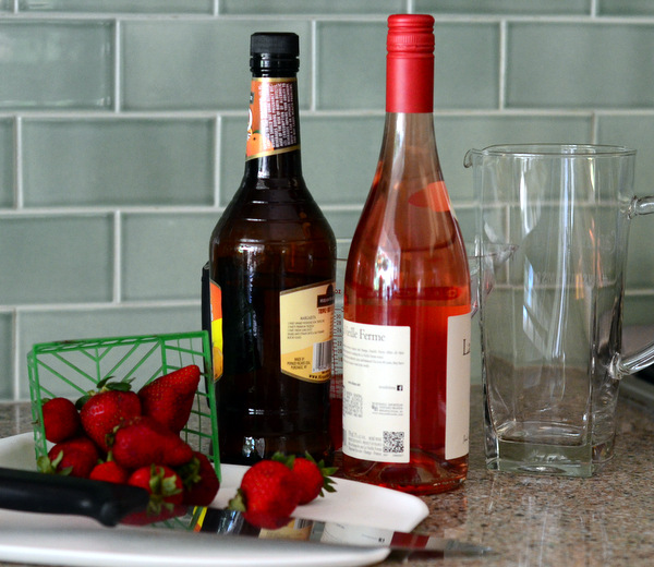 Strawberry Sangria Recipe Ingredients