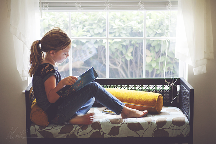 girl reading