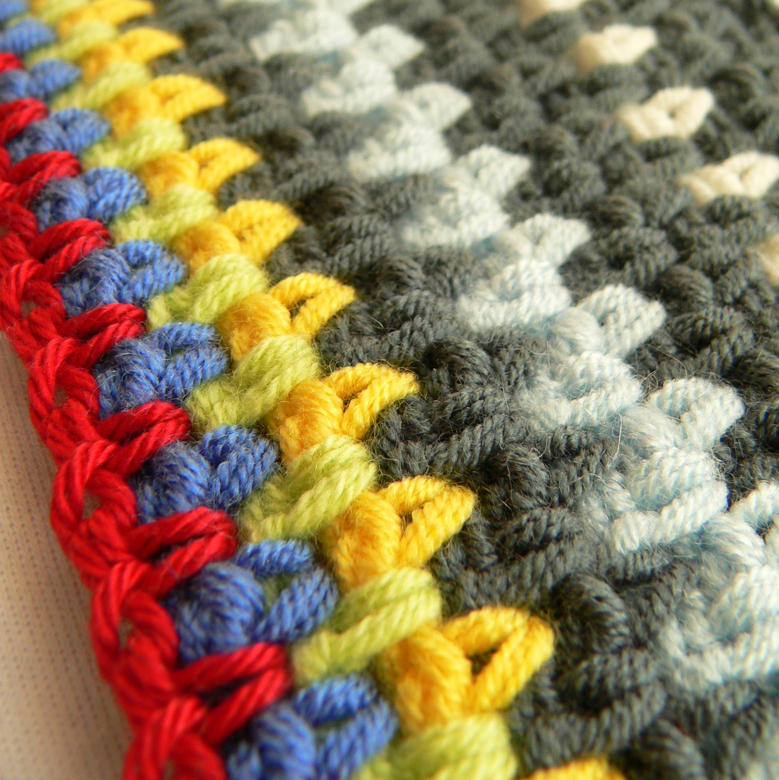 The linen stitch is an easy, textured stitch