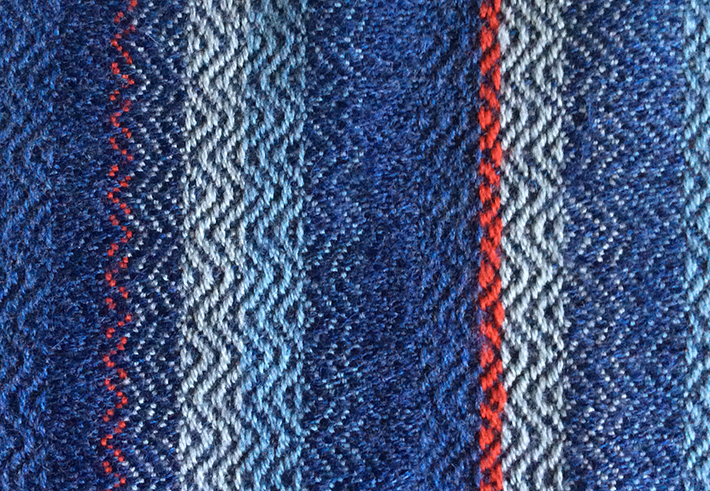 colour shift in scarf
