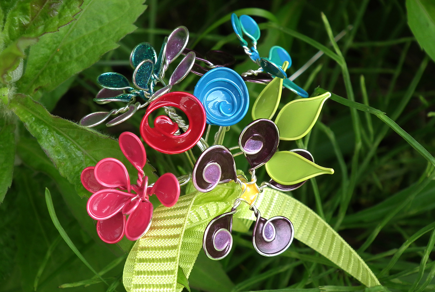 Wire Nail Polish Flowers by Gayle Bird for Bluprint