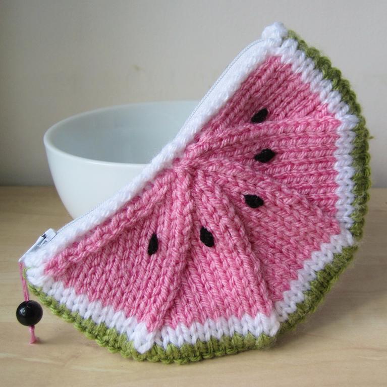 Watermelon Purse FREE Knitting Pattern