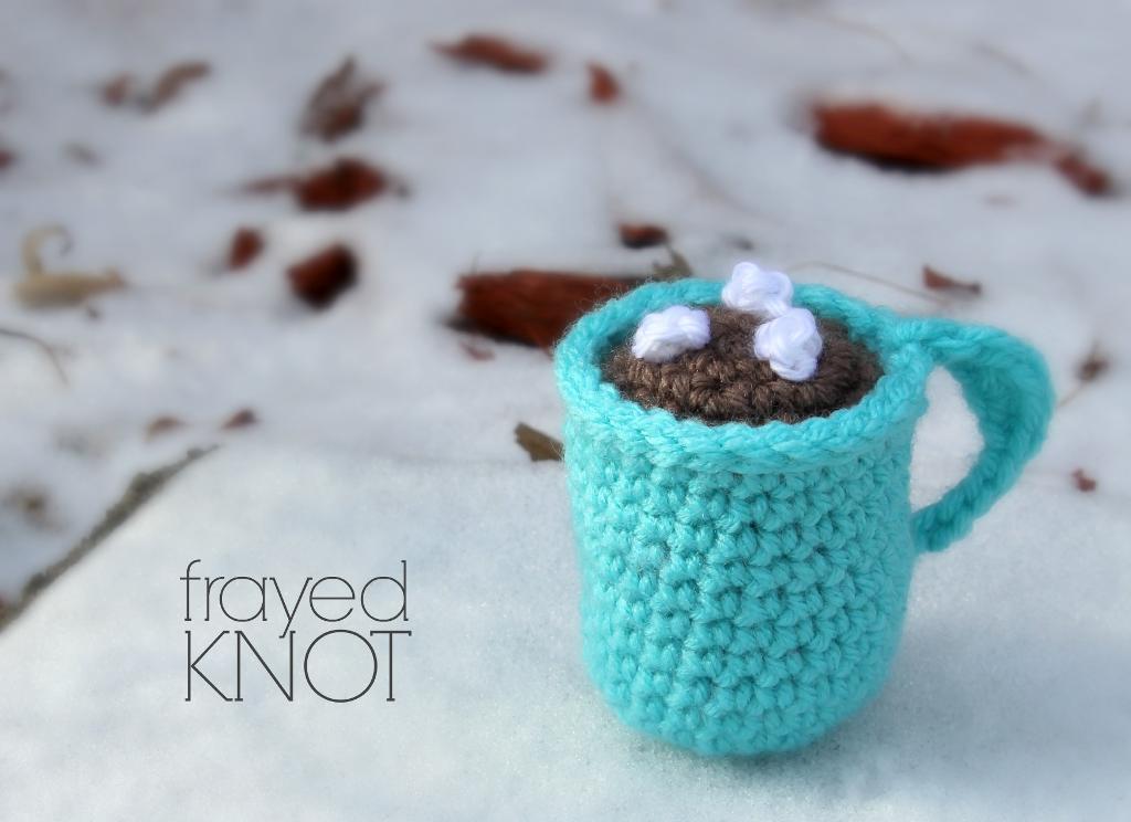 Hot Cocoa Mug Ornament FREE Crochet Pattern