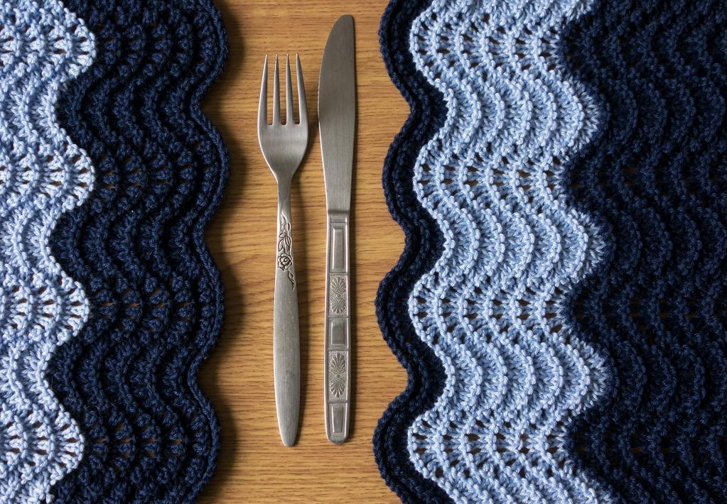 Ocean Placemat Knitting Pattern