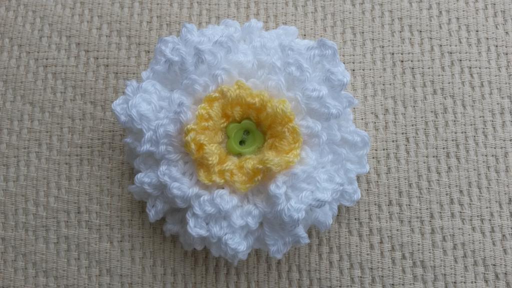 picot crochet flower