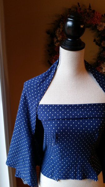 Simple Shrug on a Dress Form