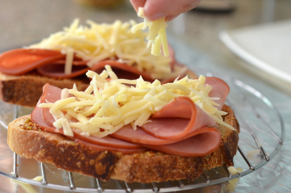 Building a Croque Monsieur Sandwich