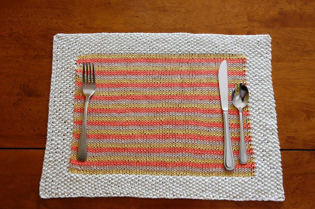 At-Home Dining: Placemat Knitting Pattern