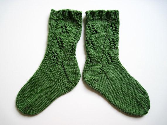 Fernleaf Thick Winter Socks Knitting Pattern