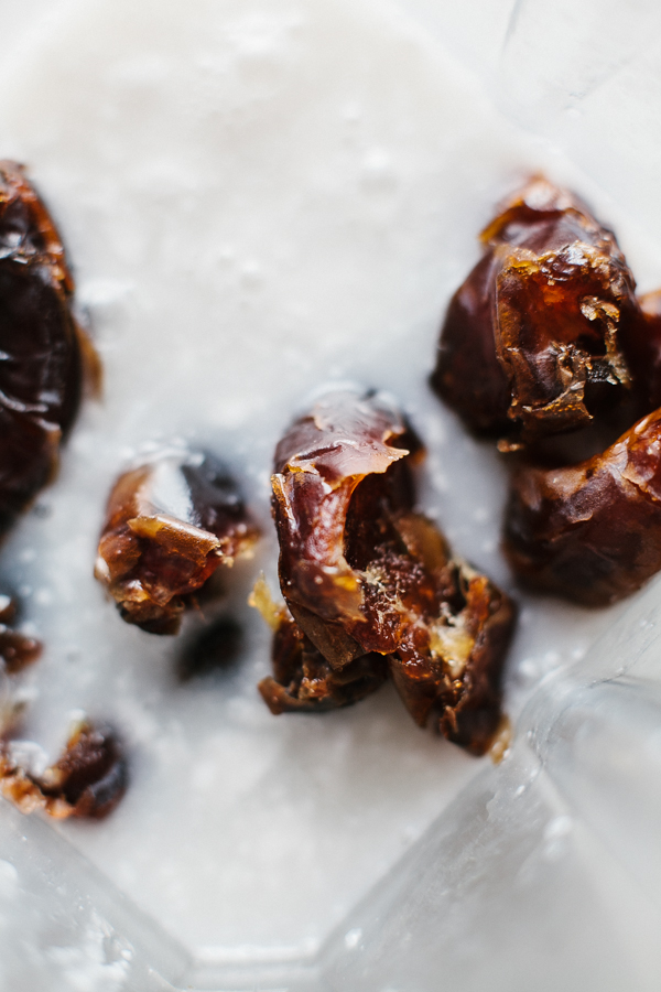 dates in coconut milk