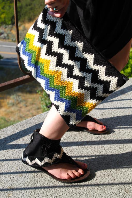 chevron crochet clutch purse