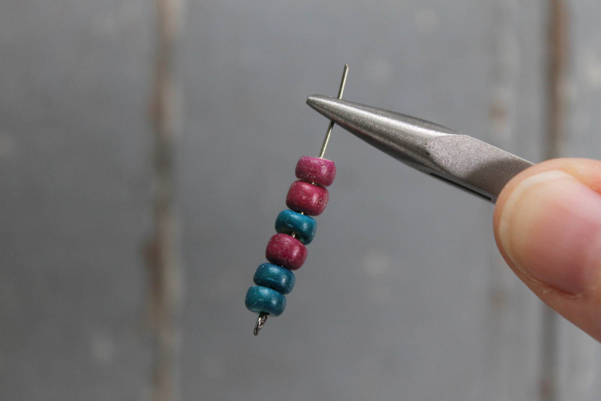 Bending the eye pin