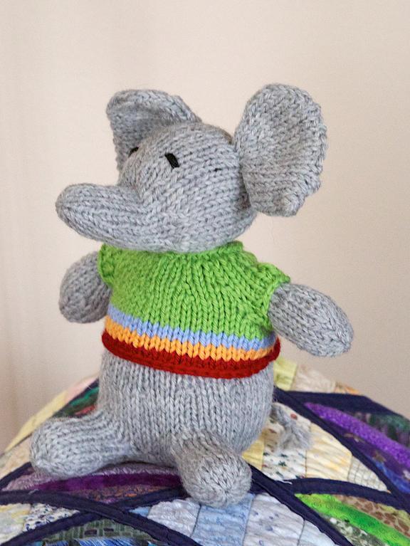 Wee Knitted Elephant