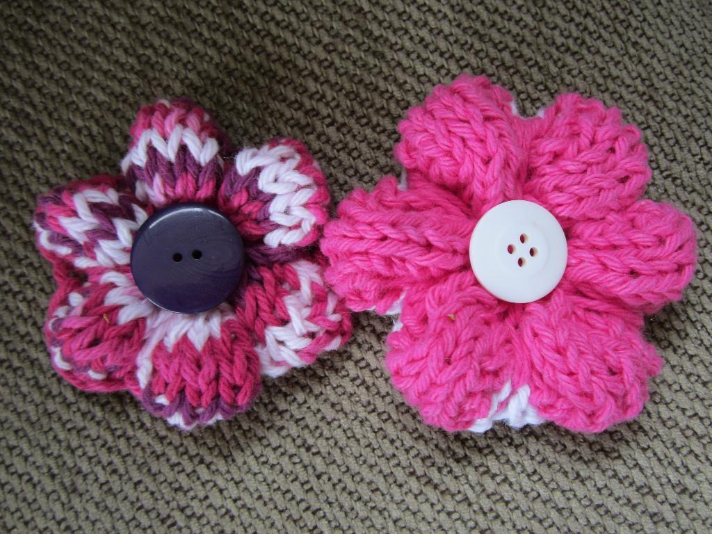 Simple Knit Flower FREE Pattern