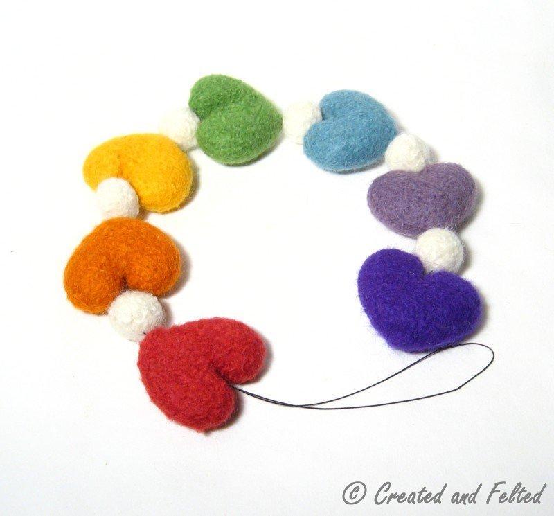 Felt Heart Garland FREE Knitting Pattern