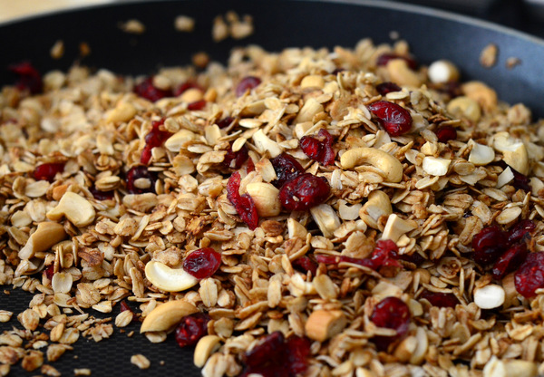 Quick and Easy Stovetop Granola Recpie