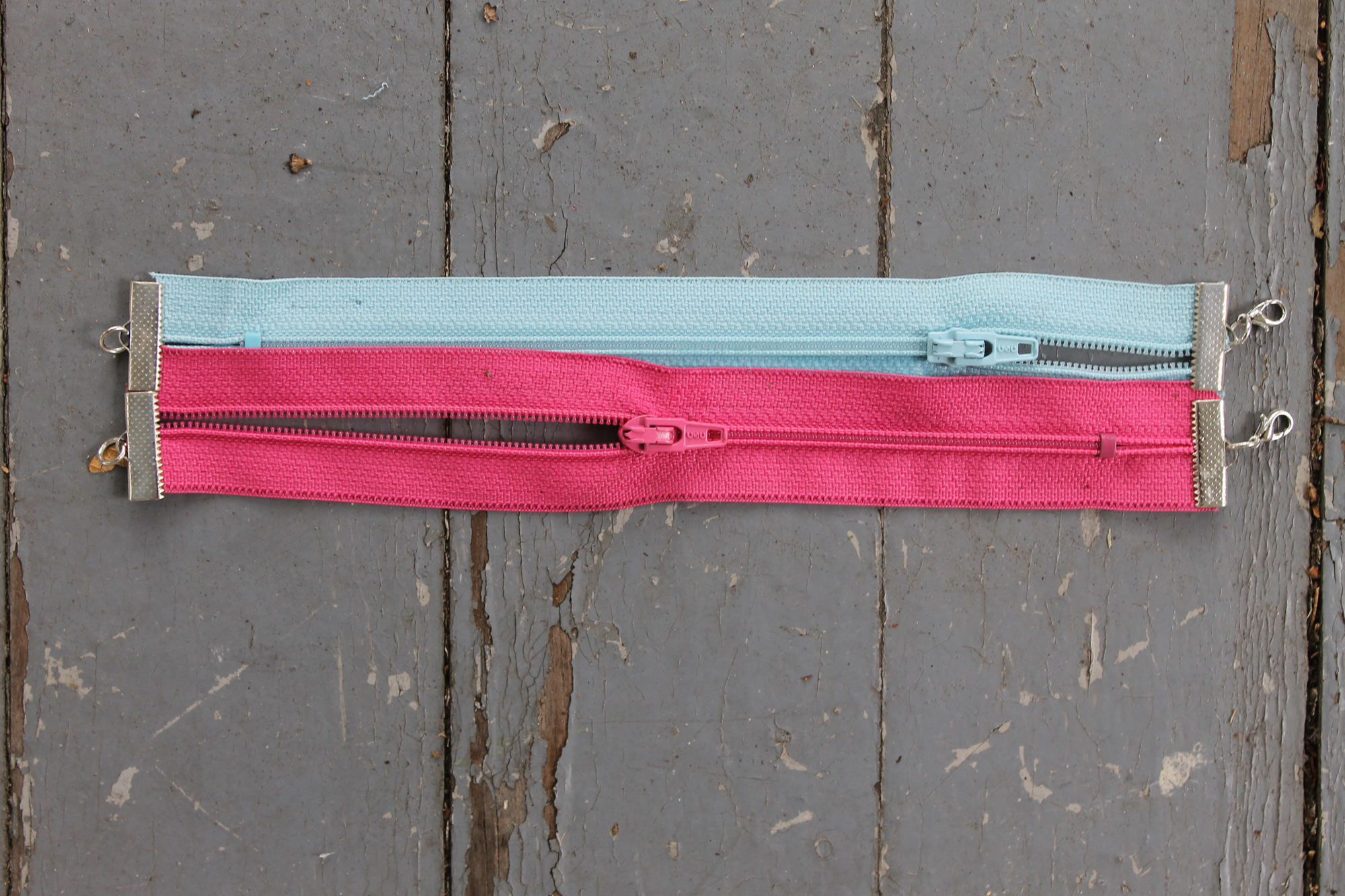 Unzipped bracelet