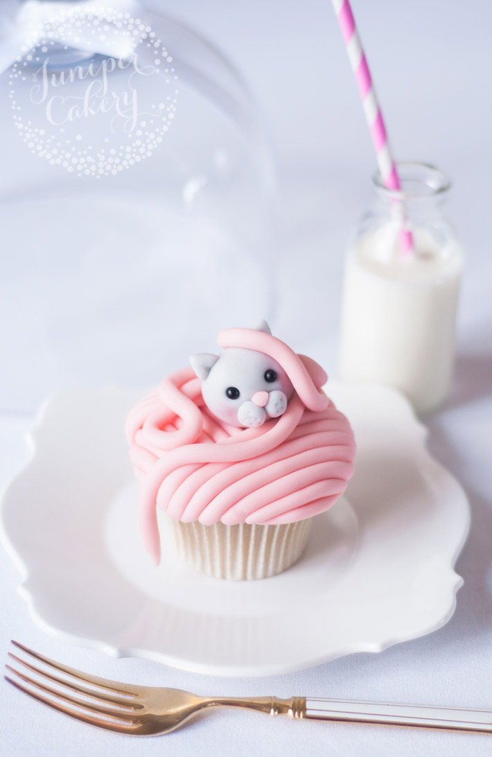 Kitty cat cupcake tutorial