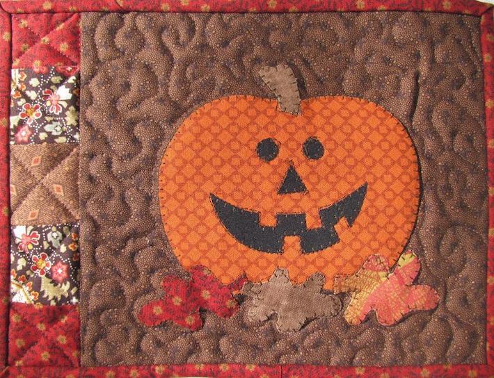 Pumpkin Mug Rug
