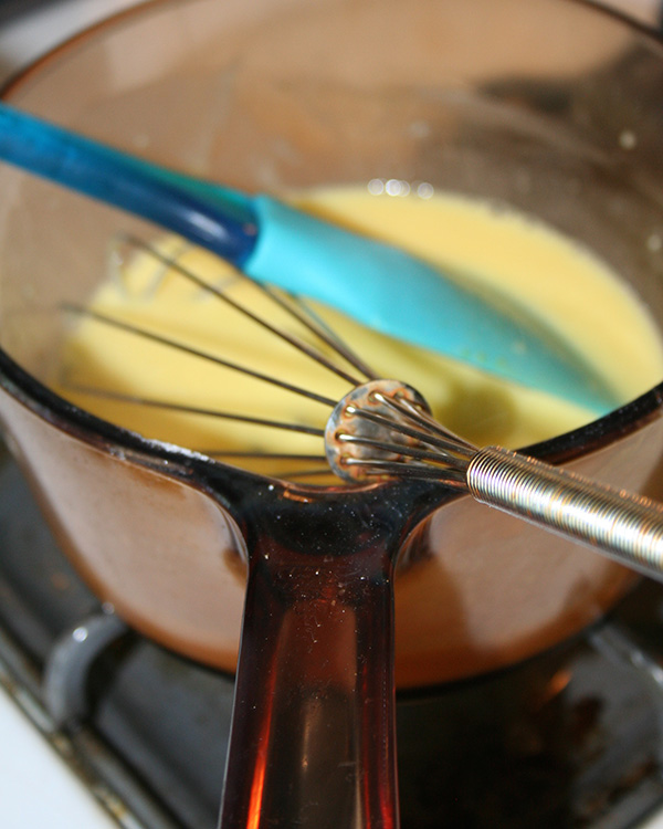 Spatula and whisk