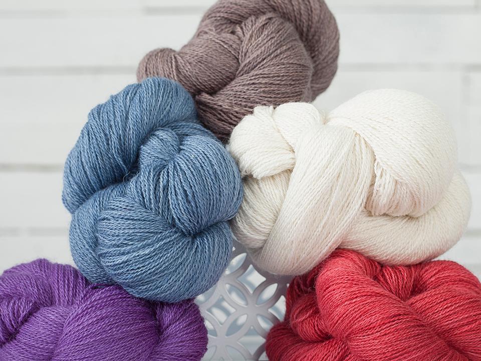 YARN TALK: Finding the right yarn for YOU  Fingering Weight to Super  Bulky: What's it all about?? 