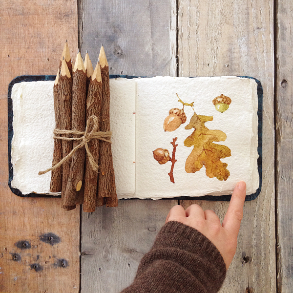 Sketchbook with deckle edges