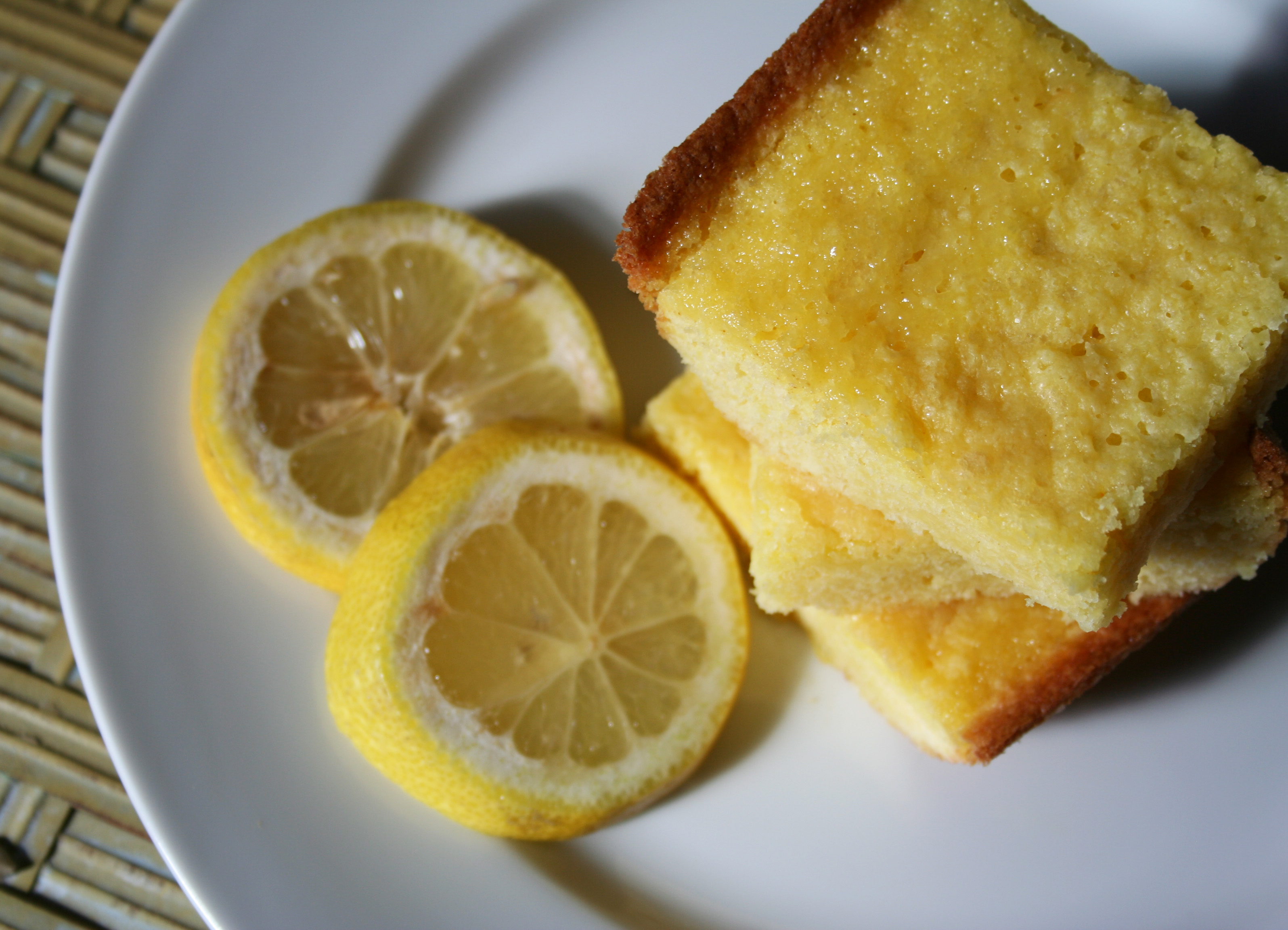 Lemon brownies