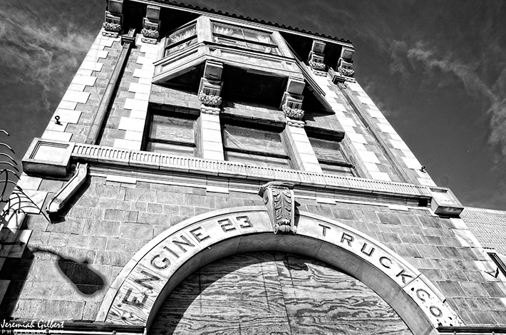 Finding Small Details in City Photography