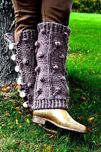 Ironforge Leg Warmers FREE Knitting Pattern