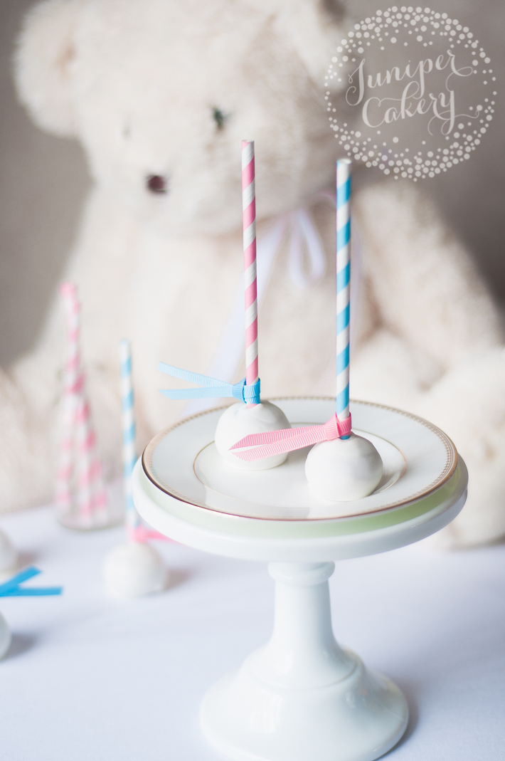 Super easy gender reveal cake pops for cute baby showers