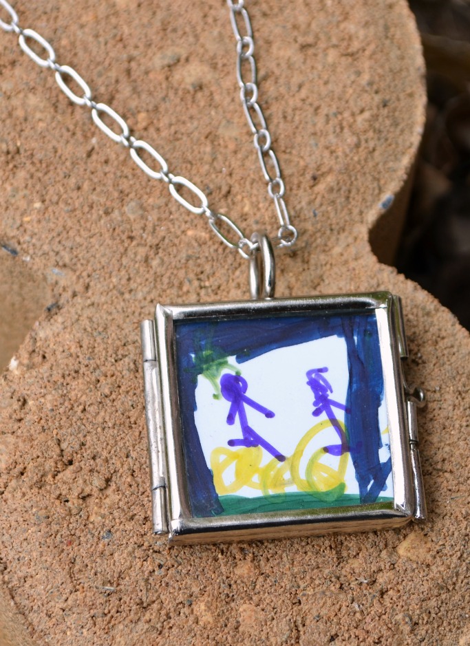DIY Kids' Art Locket