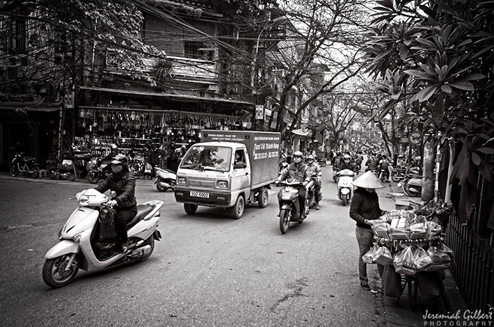 Photographing People in Cities