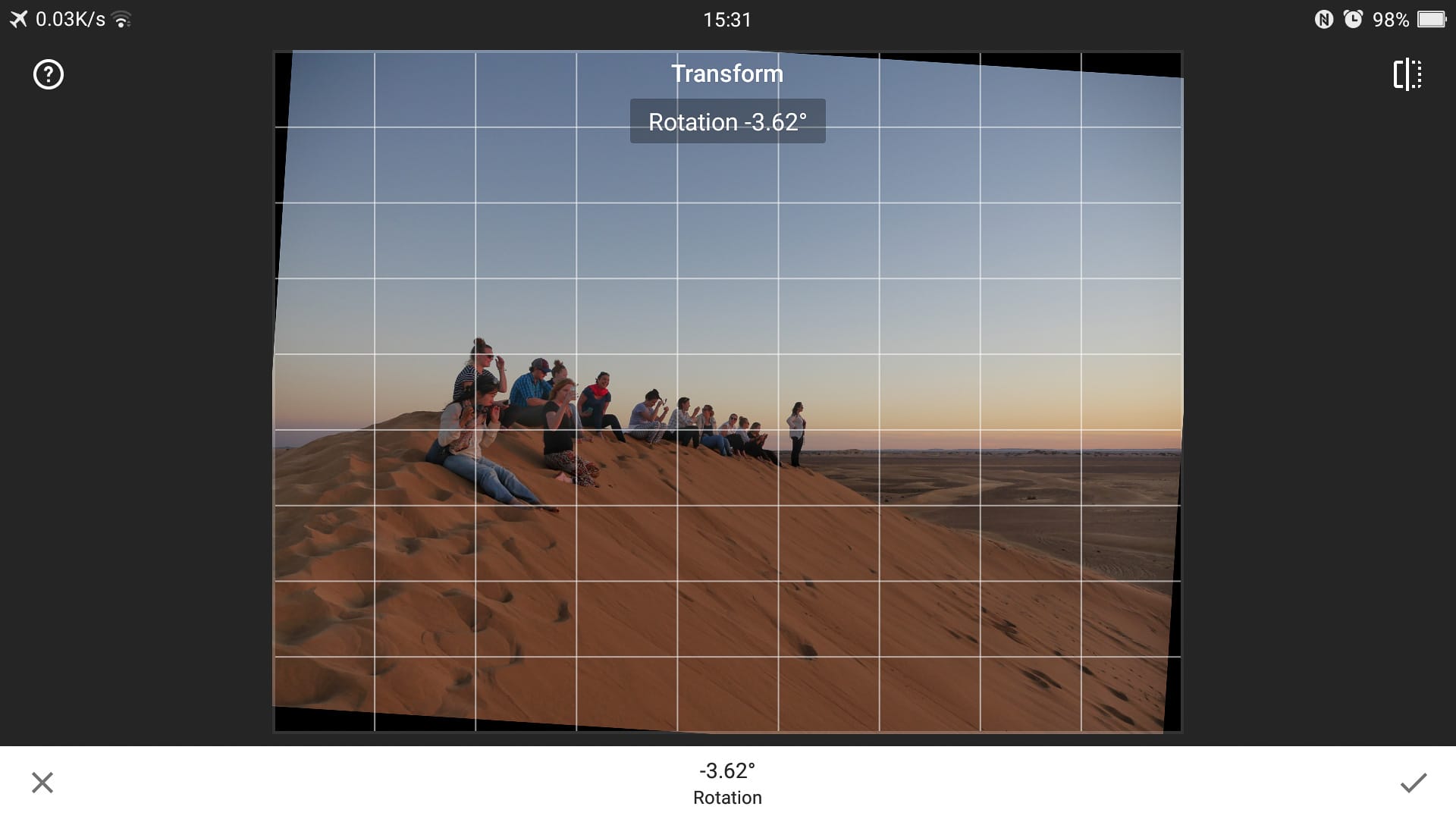 Transform rotate tool Snapseed