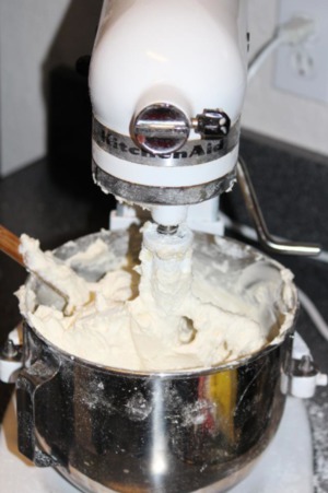 making buttercream 5