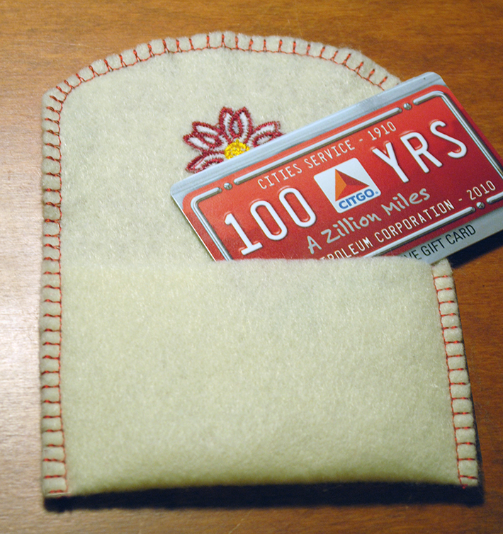 free machine embroidery gift card holder pattern inside