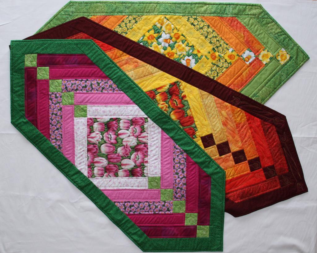 10 FREE Table Runner Quilt Patterns You'll Love
