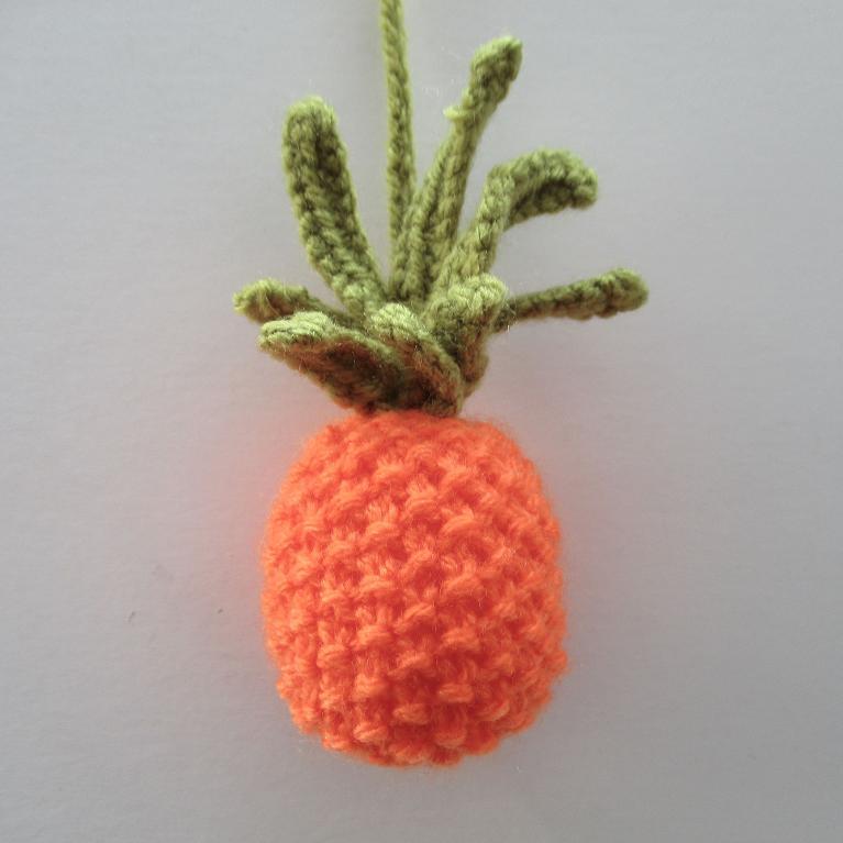 Little Pineapple FREE Knitting Pattern