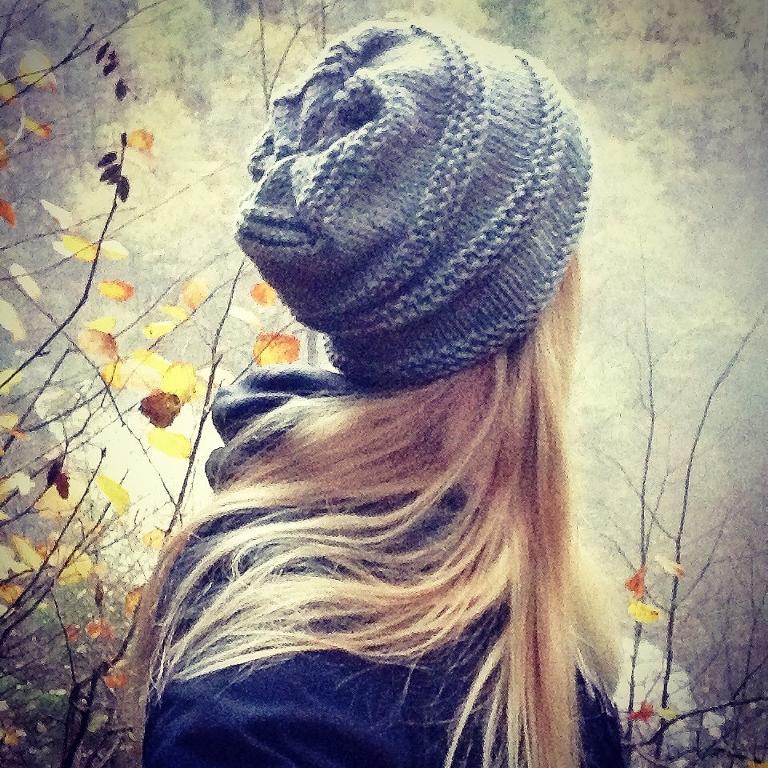 Baggy Fall Hat FREE Knitting Pattern