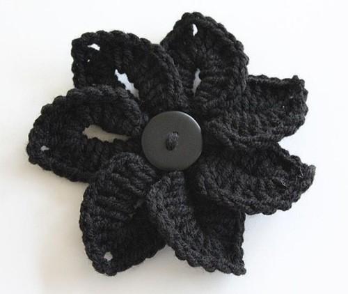 Free Crocodile Stitch Flower